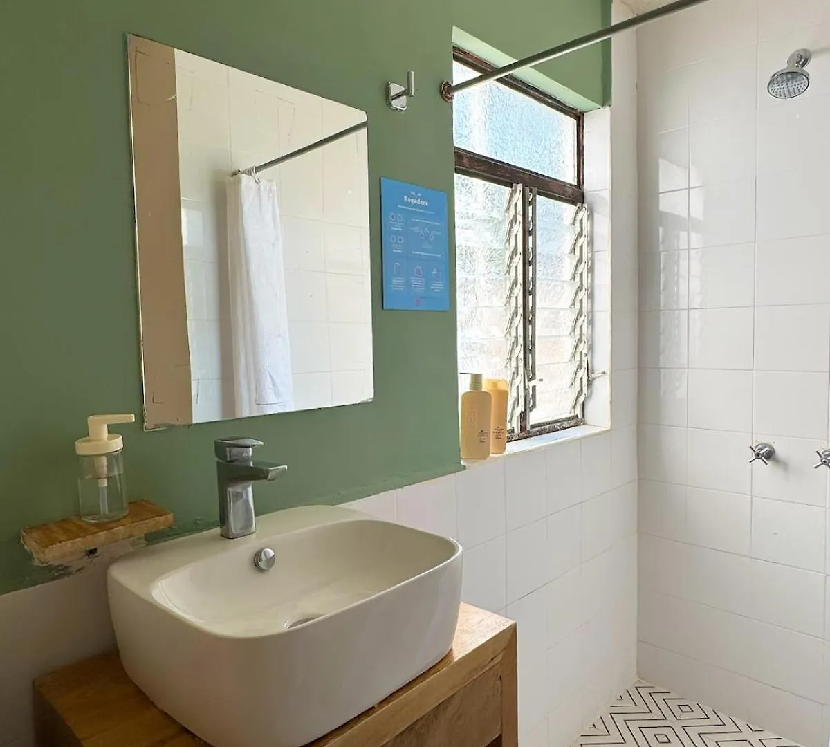 Habitacion Privada La Americana Chapultepec غوادالاجارا 0*,  المكسيك